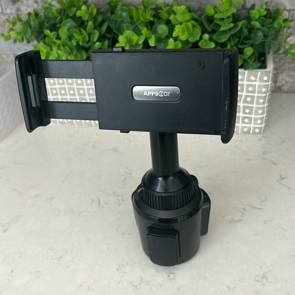Phone holder for cup holder